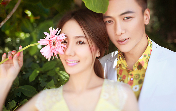 拍外景婚纱摄影注意事项 捕捉最美的瞬间