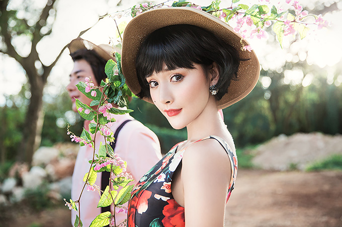 小拖尾婚纱配什么头纱 注重细节成就美丽新娘