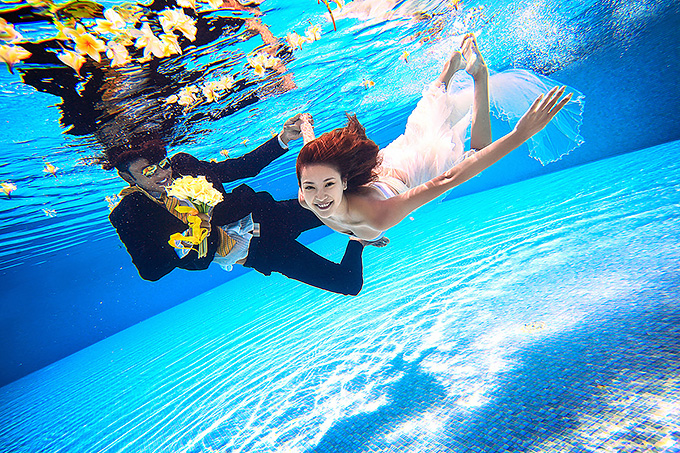 水下婚纱照怎么睁眼 解析水下婚纱照拍摄注意事项