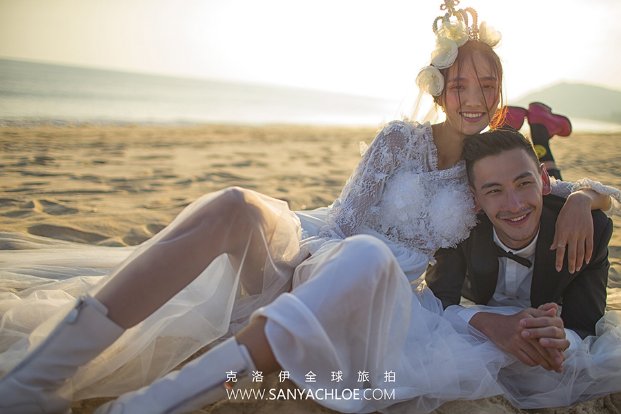 在三亚，这也许是最时髦的婚纱照