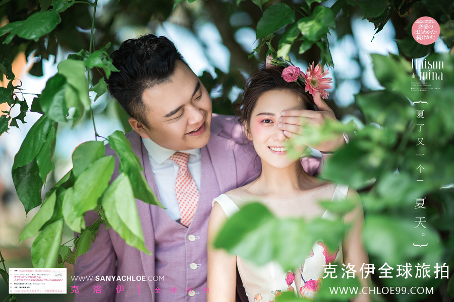 在中国的马尔代夫“蜈支洲岛”上享受浪漫蜜月